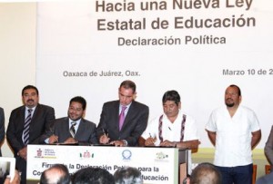 CNTE-SNTE-pacto_MILIMA20140310_0389_11