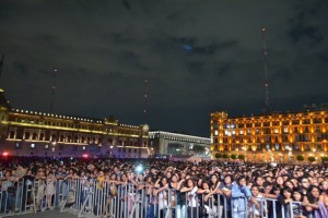 LILA DOWNS EN ZÓCALO CAPITALINO (2)