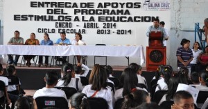 entrega de becas 3