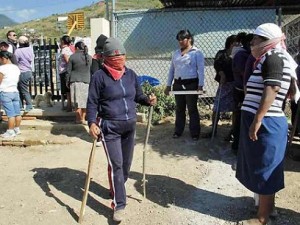 Gobierno-de-Cué-regresa-a-Sección-22-14-de-20-escuelas