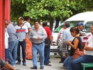 Buzos del Municipio buscan apoyos gubernamentales ante temporada de veda (1)