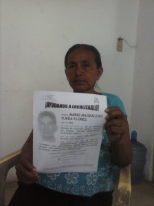 Madre afligida busca a su hijo desaparecido hace diez d+¡as (1)