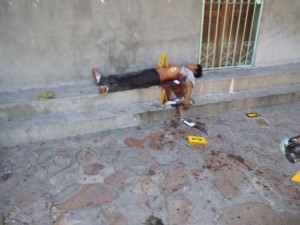 Matan a hombre de certera puñalada en céntricas calles (4)