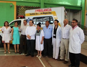 02 de septiembre de 2014 ENTREGA DE AMBULANCIA A MUNICIPIO TEOTITLÁN DE FLORES MAGÓN