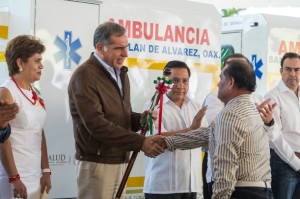 Gabino Gobernador - Inauguracio_n del Centro de Vacunologi_a 14