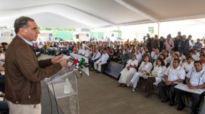 Gabino Gobernador - Inauguracio_n del Centro de Vacunologi_a 30