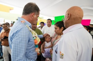 Gabino Gobernador - eEntrega de Ambulancias Salina Cruz 06