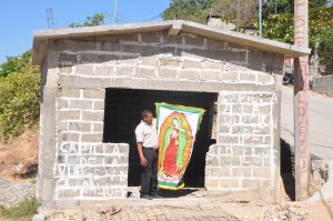 Vecinos de la colonia Morelos agradecen a la Presidenta Municipal Rosa Nidia Villalobos González (5)