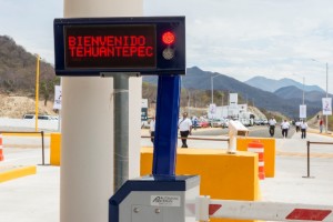 Gabino Gobernador - Inauguración Autopista 03