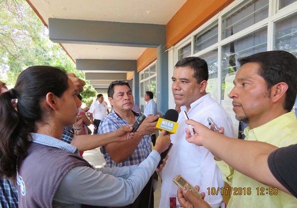 rector-uabjo-en-prepa-4-5