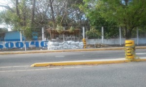 Barricadas en la entrada del municipio de San Francisco Ixhuatan